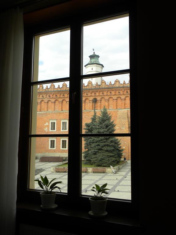 サンドミエシュ Rynek 16アパートホテル エクステリア 写真